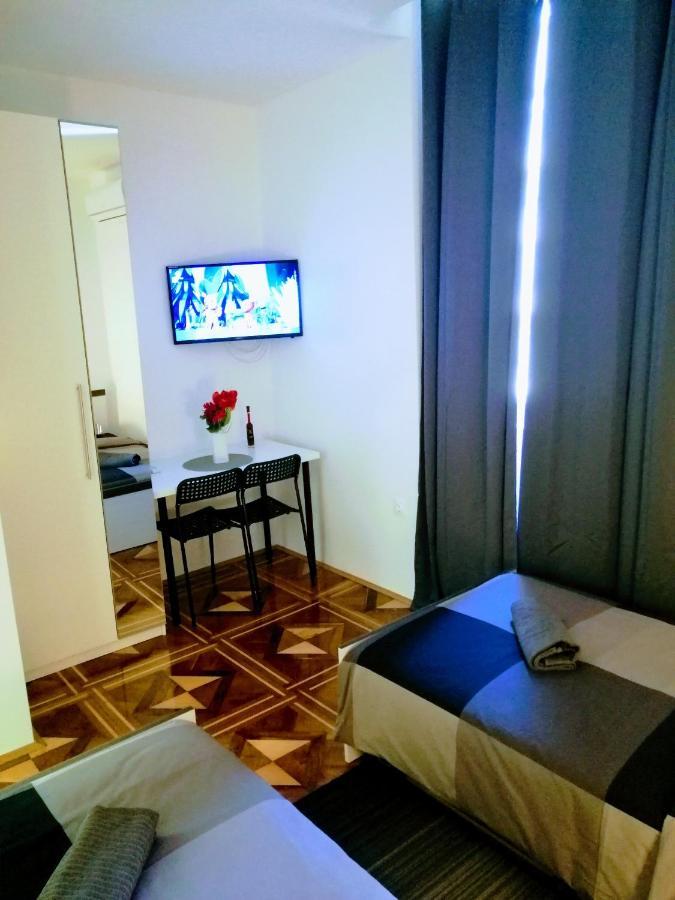 Zpula Center Studio Apartments Экстерьер фото
