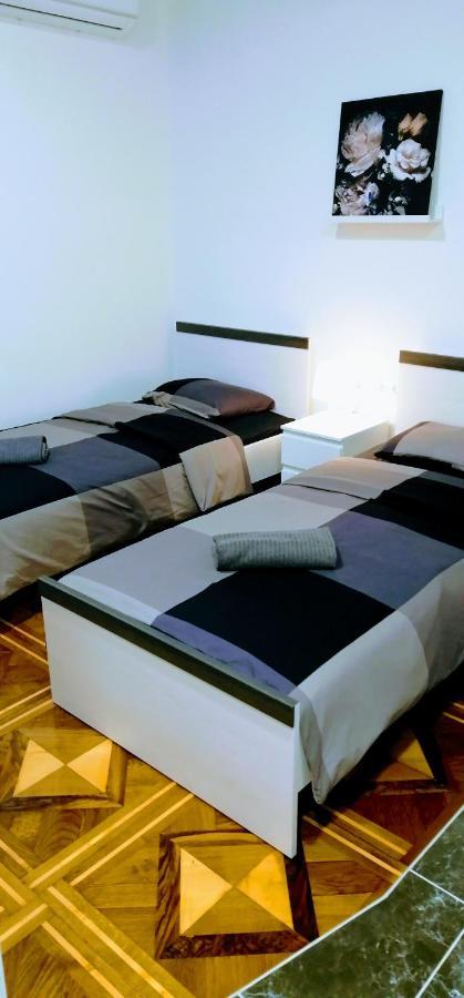 Zpula Center Studio Apartments Экстерьер фото