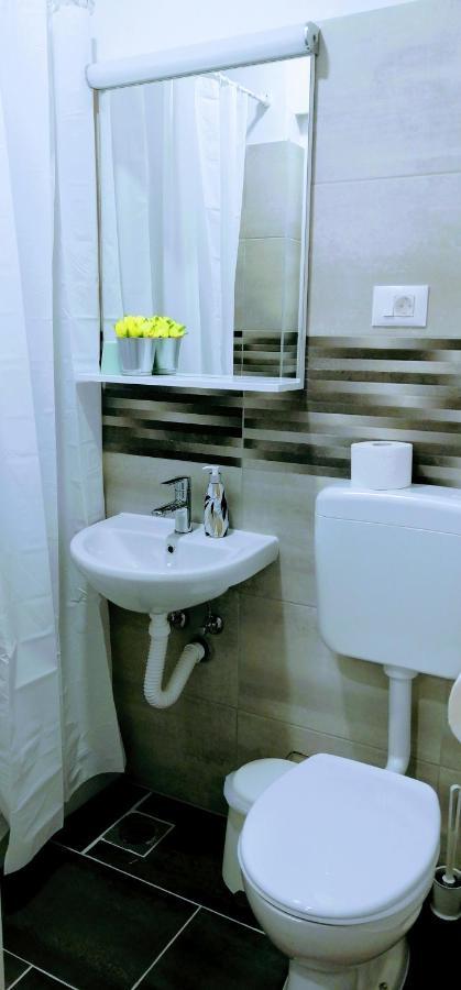 Zpula Center Studio Apartments Экстерьер фото