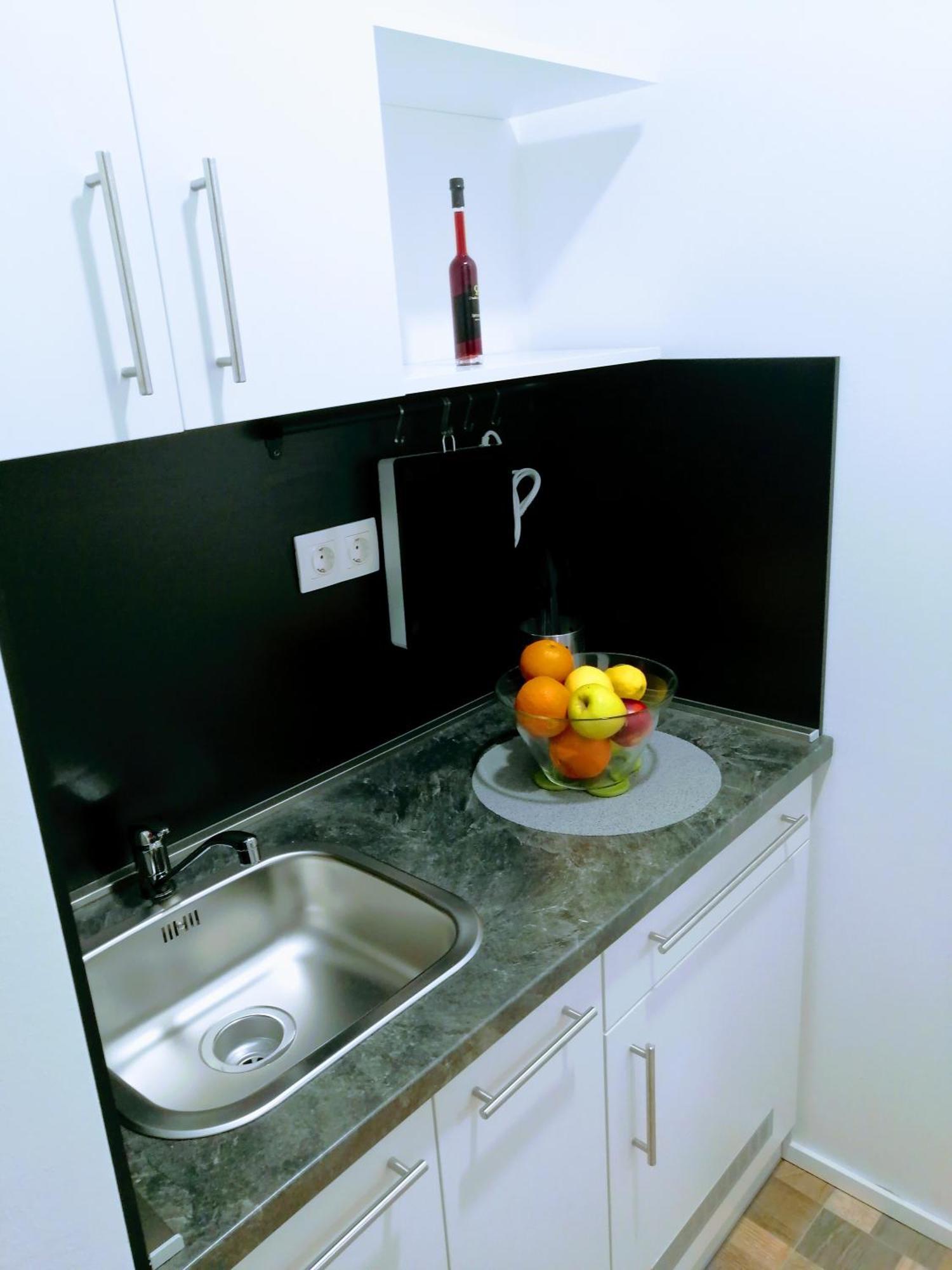 Zpula Center Studio Apartments Экстерьер фото